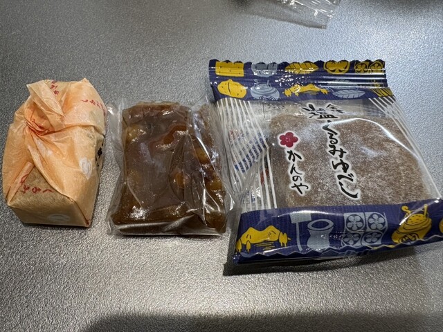 かんのや 本店文助 - 三春（和菓子）の写真