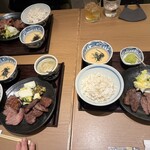 仙台牛たん青葉 - 