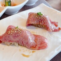 焼肉ぽんが 江ノ島 - 和牛握り