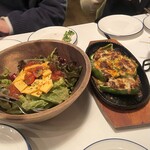 ザ グレートダイナー - タコライス、生ピーマンの肉詰め