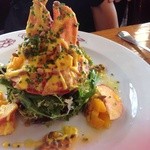 Chez Julien - Homard entier en salade,mangue