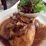 Chez Julien - 料理写真:Volaille fermière rôtie,pommes grenailles confites au jus