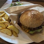 ベンチ コーヒー - ベンチバーガー！