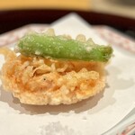 桜エビのかき揚げ