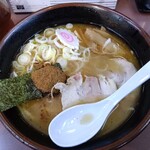 ハッスルラーメン ホンマ - 中華そば