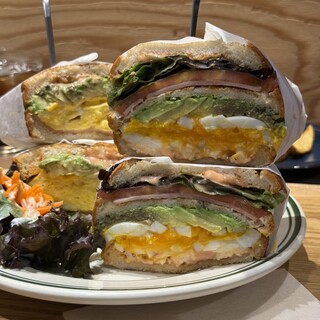 BASEMENT coffee&sandwiches_2