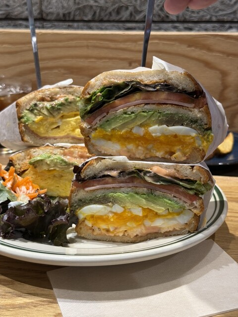 BASEMENT coffee&sandwiches