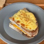 寧暮 - クロックムッシュ 税込500円（R7.4時点）