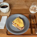 寧暮 - クロックムッシュ 税込500円とホットCOFFEE 税込460円（R7.4時点）