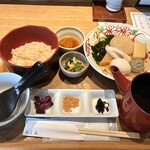 おでん 和食 銀座おぐ羅 - 