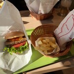 モスバーガー 厚木とびお店 - 