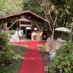 鮎や - このお店の中で食事