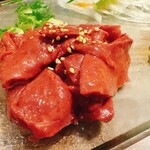 焼肉ホルモン酒場 大嵐 - ハツ刺