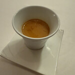 ラ・トゥーエル - キャラメルムース、パッションフルーツ。