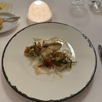 ラ・トゥーエル - 7皿目
      ハタの網焼き、アーティチョークのピューレ、生ハムのヴイヨンのソース。
      