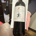 びいどろ - 3人でボトル一本頼みました。びいどろオリジナルワインースペインに葡萄畑も持っているそうな！