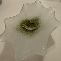 ラ・トゥーエル - 1皿目
                    レモングラスのアイスクリーム
                    