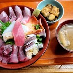 魚慶 - 福井魚市丼(1,700円)