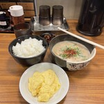 老虎苑 - かす汁定食とスクランブルたまご