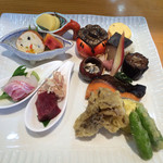 近江懐石 清元 - プレートランチのプレート部分アップ！