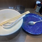 ヌードル＆スパイスカレー 今日の1番 - お箸とスプーンの置き方もMyルーティン