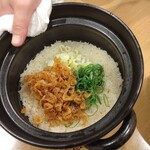 坂口家 うまづら - 敦賀湾の桜海老の土鍋