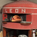 Pizzeria Trattoria LEON - 