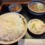 定食 ロケット - 