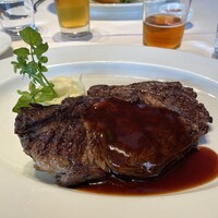 37 Steakhouse & Bar - 