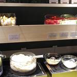 ベッセルイン - サラダ