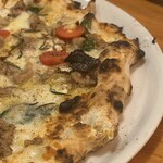 ピザダヴィンチトウキョウ - ローズマリーとサルシッチャのピザアップ