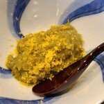 みつき - ⑫松葉蟹エキス&海水炊きの松葉蟹(楚蟹・雄)の蟹味噌リゾット、削り自家製唐墨(兵庫県坊津産)掛け
      蟹味噌のコクと蟹エキスがじわじわと浸透、追い掛け削り唐墨に追い討ちされ、痛風になりそう！