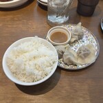 ジャッキー餃子楼 - 