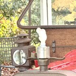 Hakone Emoa Terrace - ラリックデザインのクラッシックカー　飾り