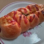 BROWN BAKERY - ウインナーロール