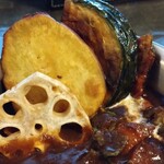 一文字カリー店 - レンコン、さつまいも、カボチャのアップ