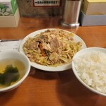 肉野菜炒め ベジ郎 - 