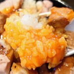 麺屋吟治 - 肉玉丼、玉子ご飯。