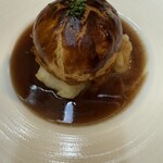 ルポ - 料理写真:牛肉のパイ包