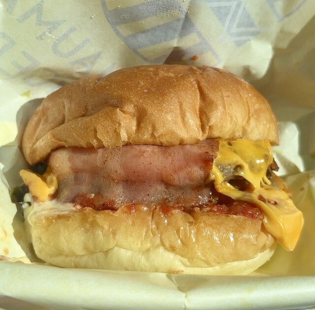 淡路島バーガー専門店 SHIMAUMA BURGER 淡路島本店 （シマウマバーガー