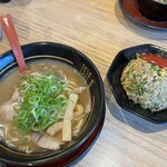 うま屋ラーメン - 料理写真: