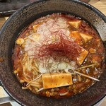 だるまや NIIGATA BASE - 背脂麻婆麺