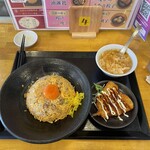 伝説のチャーハン専門店 炎 - 