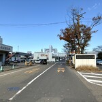 いちば鮨 - 正門を入って50m直進して左折　　　　　　　　　　　　　　　　初めから左車線にいるとスムーズです