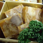 ア・ラ・プラージュ - ⑤トリッパの煮こごり風・茸のマリネ添え