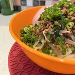 圧延 ジャパン ミー - ✅麻辣板麺(マーラーパンミー並サイズ)¥700
　※あっさり熱々スープ付
　※追い飯付
　※麺は申告すれば手ちぎり麺も可能
　　言わなければカットした手揉みした平打ち