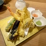 京出汁おでんと旬菜天ぷら 鳥居くぐり 大宮店 - 