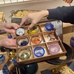 京出汁おでんと旬菜天ぷら 鳥居くぐり - 