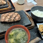 感動の肉と米 - 