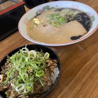 金ちゃんラーメン 羽釜造り_0